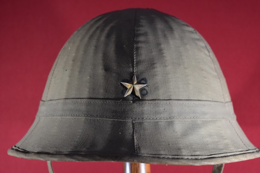 WW2 JAPANESE OFFICERS TROPICAL HELMET-SOLD